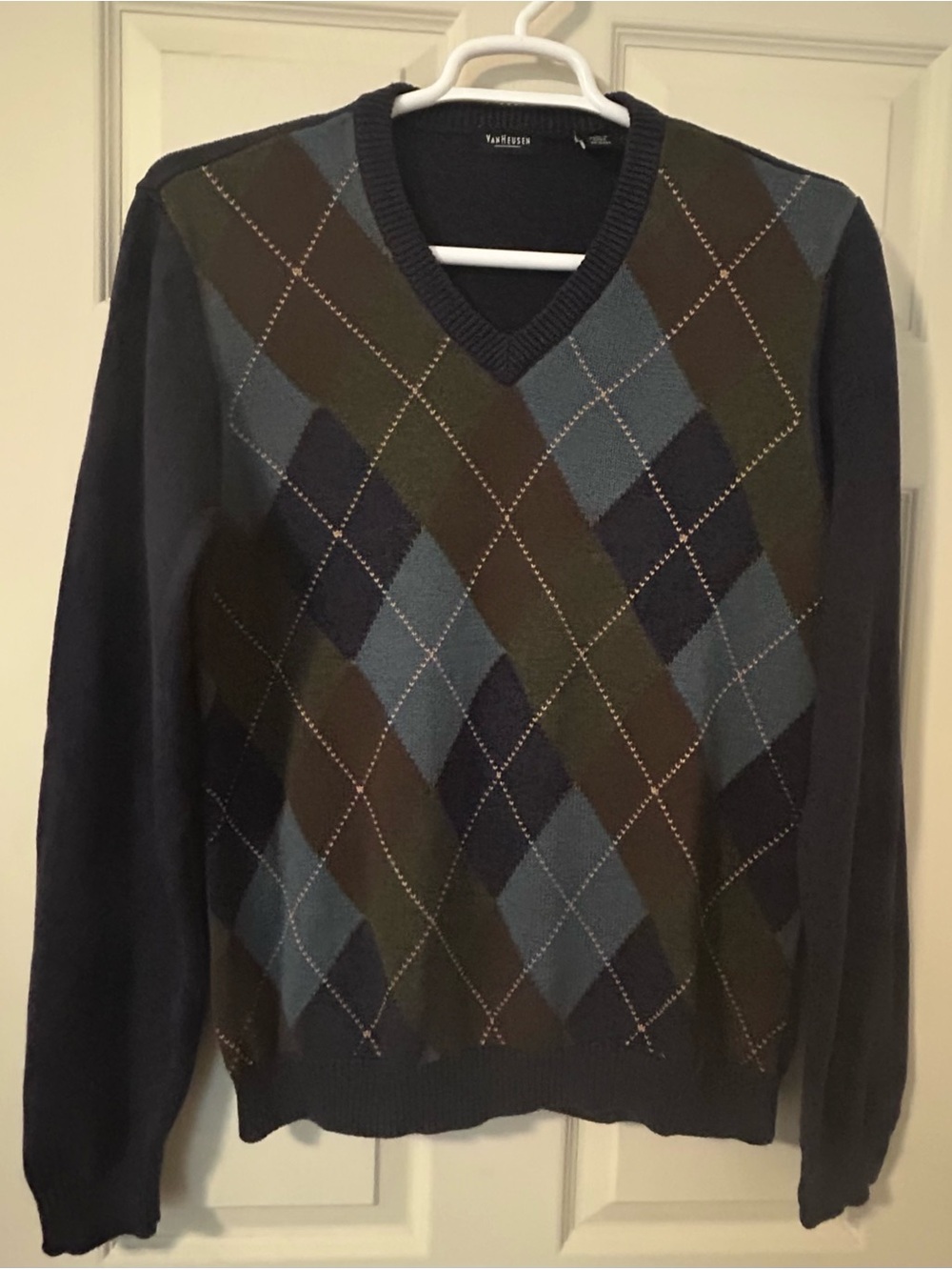 Van Heusen Men’s 100% Cotton V-Neck Argyle Sweater Top M